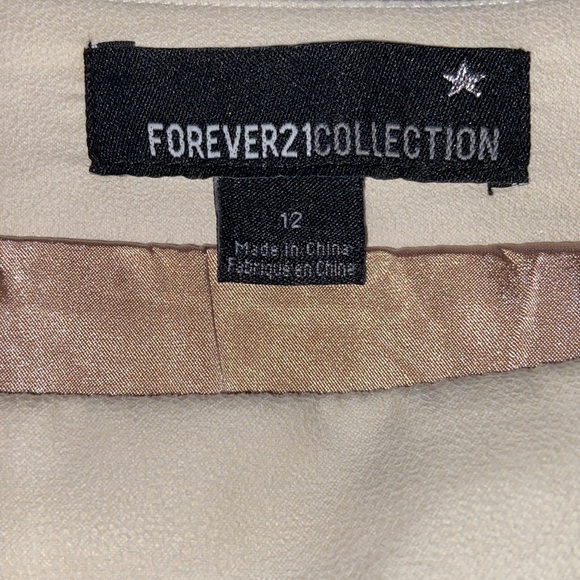 Forever 22 Cream Ivory Vegan Leather Mini Skirt Laser Cutouts Scalloped Hem Sz12 - Picture 11 of 15